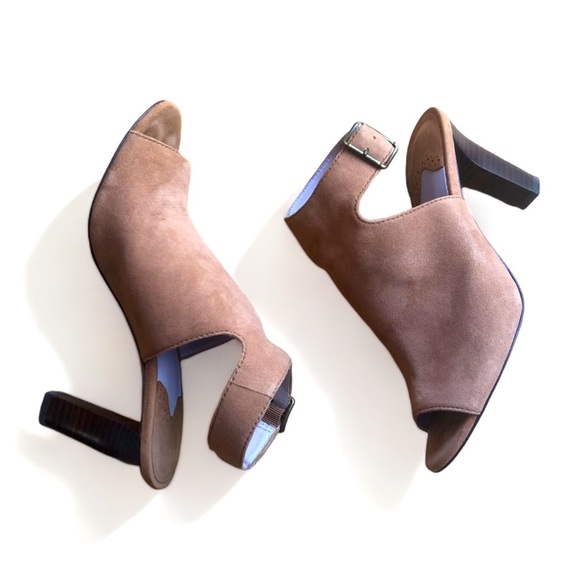 Johnson & Murphy  Open Toe Suede Heels Sandal - Picture 2 of 3